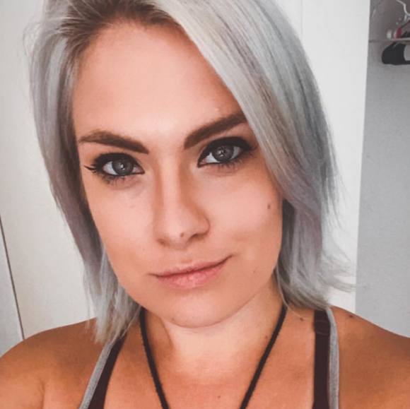 Meet your Posher, Jess - Picture 1 of 1